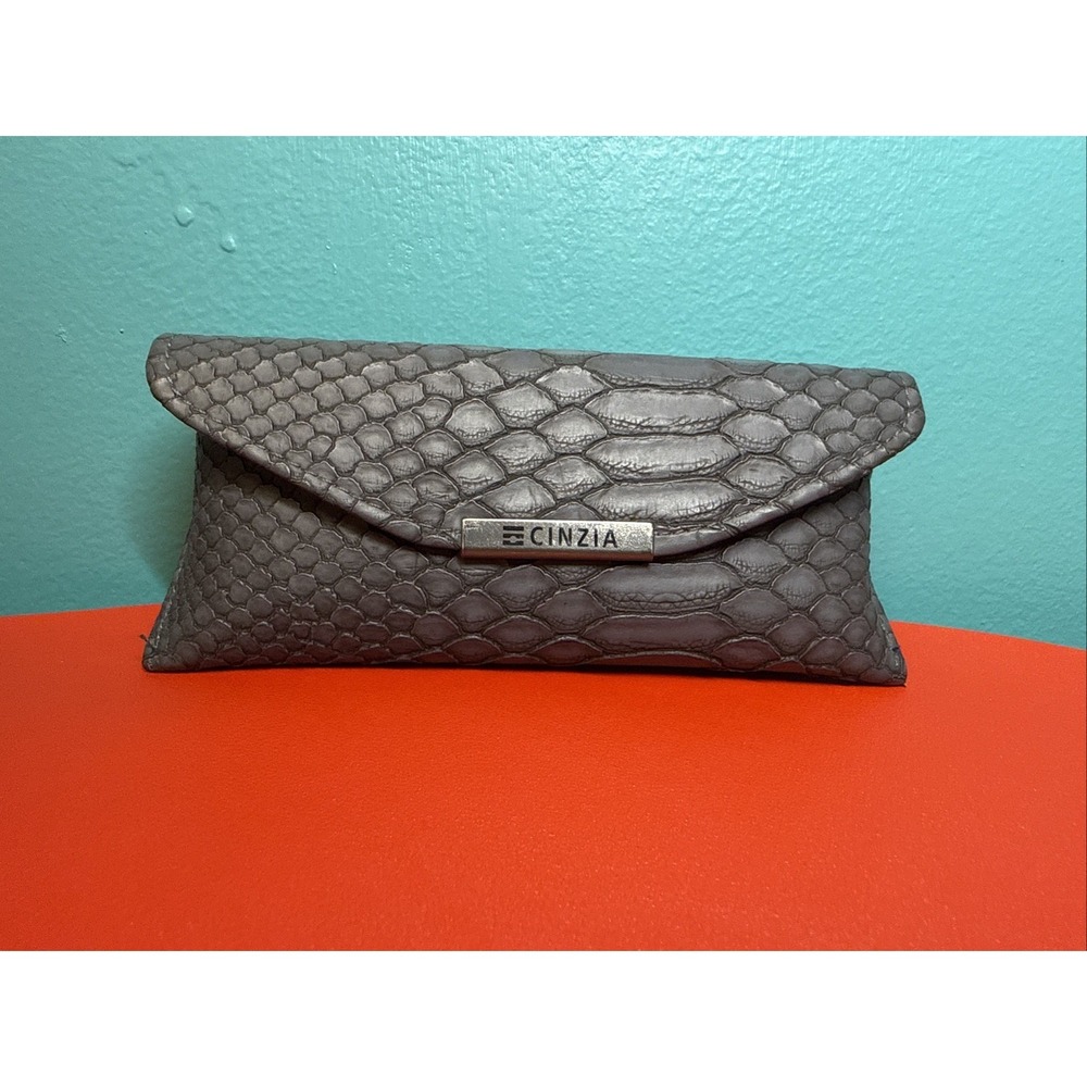 Cinzia Gray Sunglasses Eyeglasses Case Flip Top Magnetic Faux Crocodile 🐊